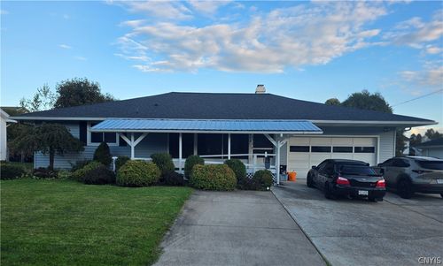 452 Oakdale Avenue, Utica, NY, 13501 | Card Image