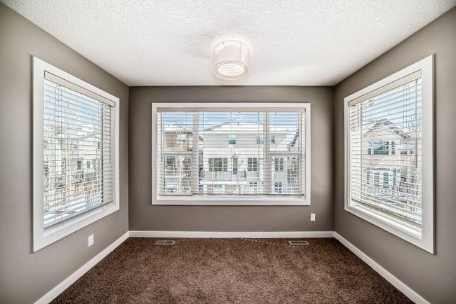 18 Rockford Road Nw, Home with 4 bedrooms, 3 bathrooms and 4 parking in Calgary AB | Image 28