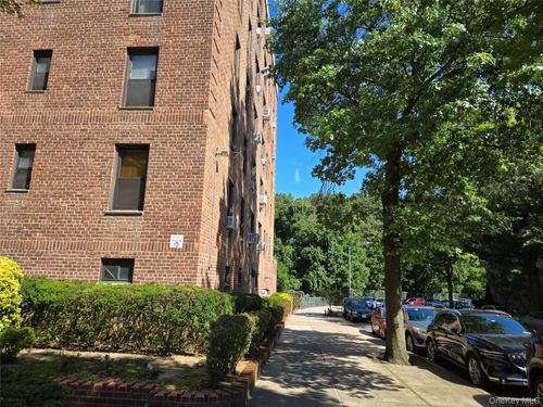 1p-85 98th St, Woodhaven, NY, 11421-1731 | Card Image