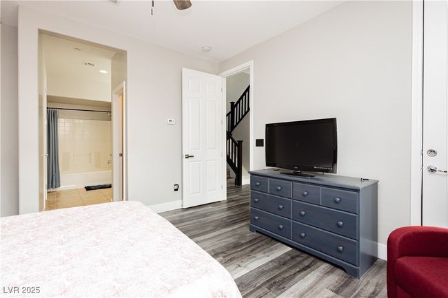 10091 Sand Key St, Townhouse with 3 bedrooms, 4 bathrooms and null parking in Las Vegas NV | Image 35