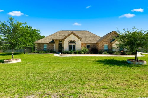 529 Double Gate Rd, Castroville, TX, 78009-5574 | Card Image