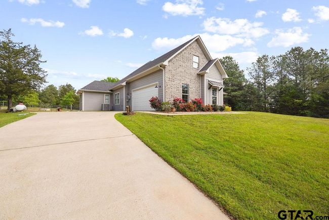 6445 County Road 118, House other with 4 bedrooms, 3 bathrooms and null parking in Bullard TX | Image 5