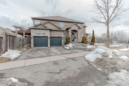 2 Doon Creek Street, Kitchener, ON, N2P2R3 | Card Image