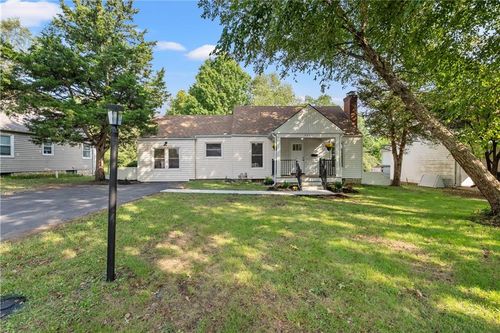9804 E 68th Ter, Raytown, MO, 64133-5934 | Card Image