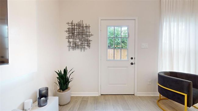 6211 Fairchild St, House other with 3 bedrooms, 3 bathrooms and 2 parking in Houston TX | Image 11