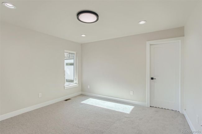 2040 W 45 Th Ave, House other with 3 bedrooms, 4 bathrooms and 2 parking in Denver CO | Image 20