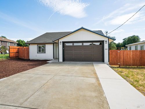 9020 Palomino Ct, Lower Lake, CA, 95457 | Card Image
