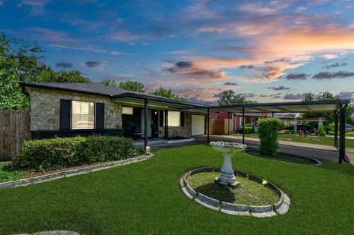 3330 Dulcrest St, Houston, TX, 77051-4209 | Card Image