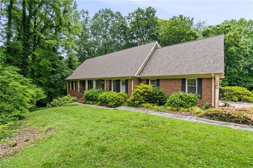 5410 Tory Hill Dr, Greensboro, NC, 27410-9334 | Card Image