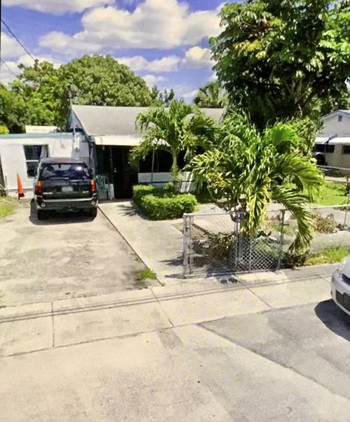 5663 Flagler St, Hollywood, FL, 33023-2315 | Card Image