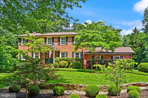 3500 Willow Green Ct, OAKTON, VA, 22124-2122 | Card Image