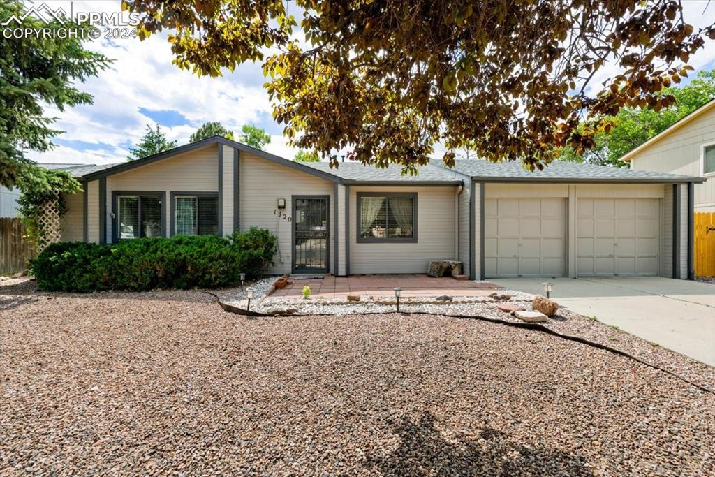 Shadberry Ct, Colorado Springs, CO 80915