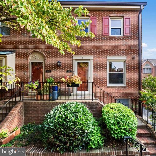 c-1116 N Taylor St, ARLINGTON, VA, 22201-5636 | Card Image