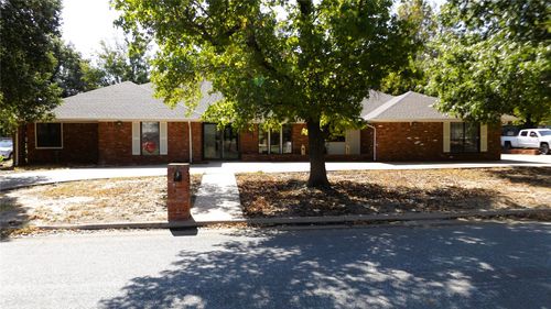 3513 Chickadee Ln, Enid, OK, 73703-1455 | Card Image