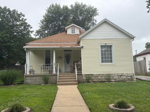 2043 N Jefferson Avenue, Springfield, MO, 65803 | Card Image