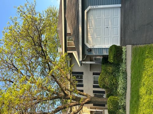 apt-b2-2467 Brunswick Cir, Woodridge, IL, 60517-2060 | Card Image