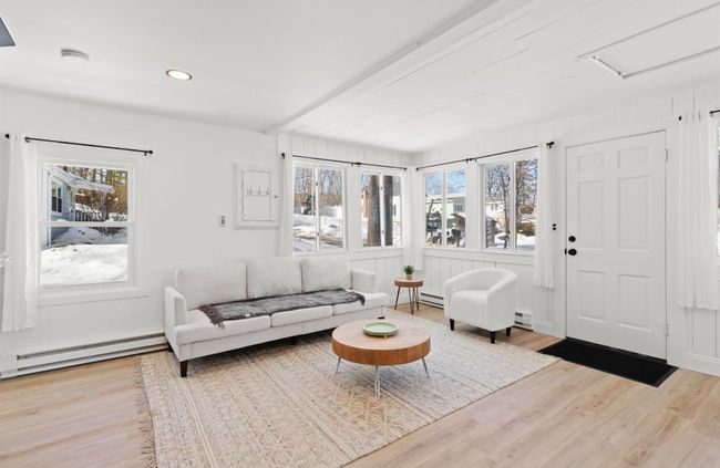 70 Broadway, House other with 2 bedrooms, 1 bathrooms and null parking in Amherst NH | Image 6
