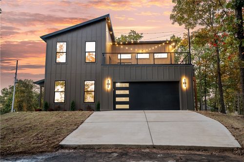 1 Alpha Cir, Bella Vista, AR, 72715 | Card Image