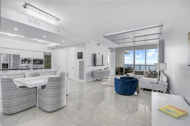 PH-04 - 9703 Collins Ave., Condo with 2 bedrooms, 2 bathrooms and null parking in Bal Harbour FL | Image 38