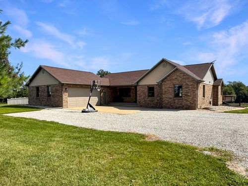 3224 County Road 2700 E, Penfield, IL, 61862 | Card Image