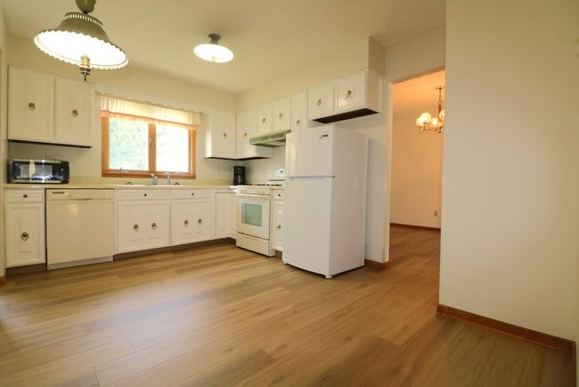 119 Fairway Cir, House other with 3 bedrooms, 2 bathrooms and 2 parking in Norwalk OH | Image 6