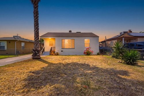 2486 S 10th St, Fresno, CA, 93725-1451 | Card Image