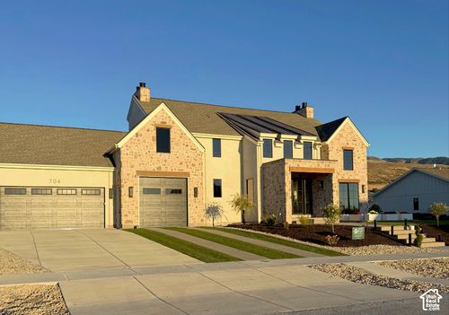 30-704 Cherry Creek Pkwy, Richmond, UT, 84333-1817 | Card Image