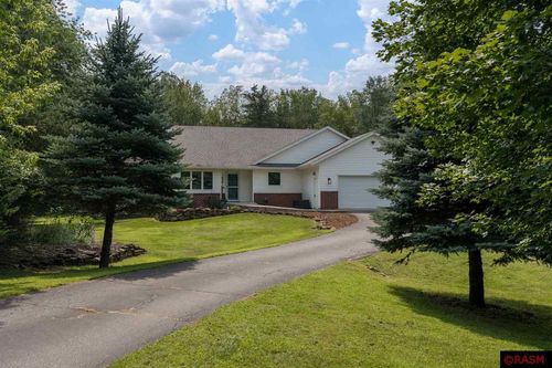 204 Stonehenge Dr, Mankato, MN, 56001-9337 | Card Image