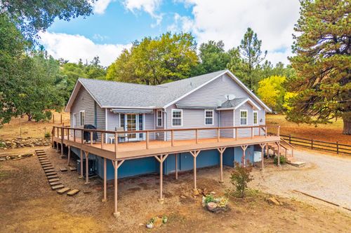 4074 La Tenaja Trl, Julian, CA, 92036-7400 | Card Image