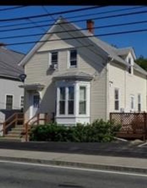 176 Child St, Warren, RI, 02885-2766 | Card Image