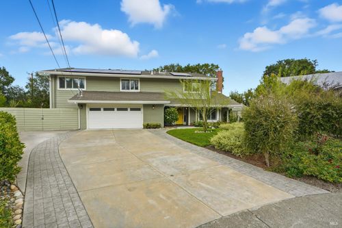 26 Brassie Ct, Novato, CA, 94949-5802 | Card Image