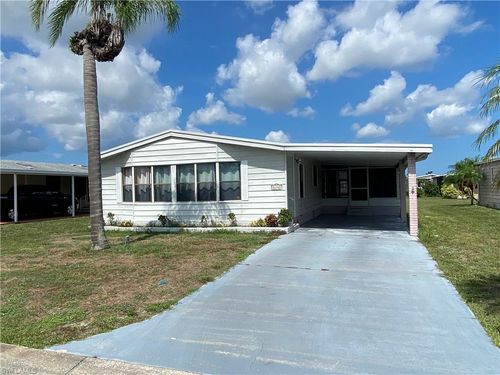 26380 New Orleans Dr, BONITA SPRINGS, FL, 34135-6131 | Card Image