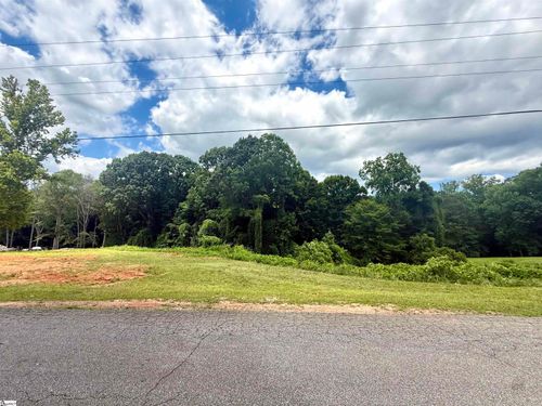 624 Pearson Town Rd, moore, SC, 29369-9251 | Card Image