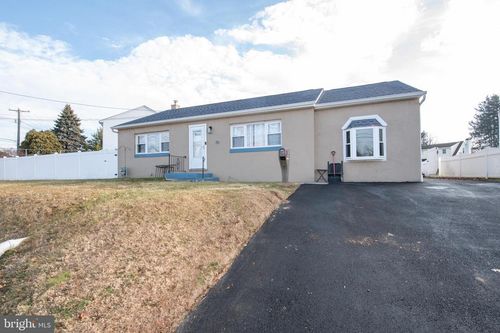 711 Bellevue Ave, PENNDEL, PA, 19047-5302 | Card Image