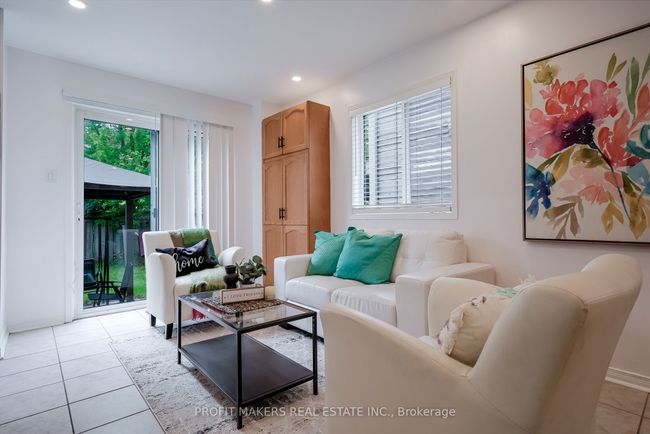 64 Tiller Trail, House attached with 3 bedrooms, 3 bathrooms and 2 parking in Brampton ON | Image 10