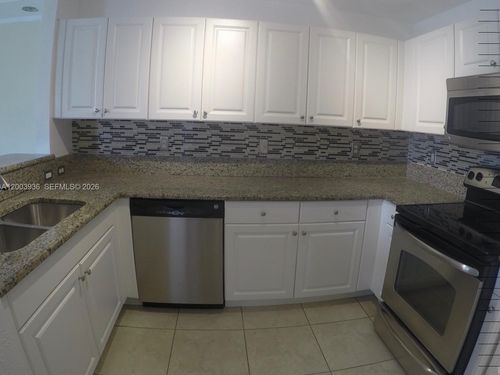 apt-105-11401 Nw 89th St, Doral, FL, 33178-1775 | Card Image