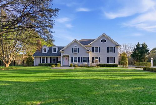 51 Linden Ln, Glen Head, NY, 11545-2708 | Card Image