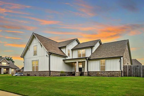 458 Vicksburg Cv, Hernando, MS, 38632-2474 | Card Image