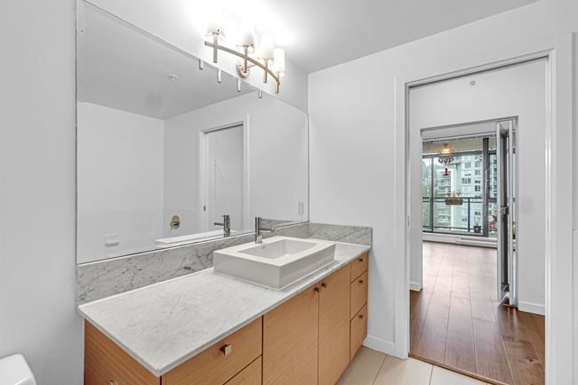 1602 - 400 Capilano Rd, Condo with 2 bedrooms, 2 bathrooms and 1 parking in Port Moody BC | Image 20