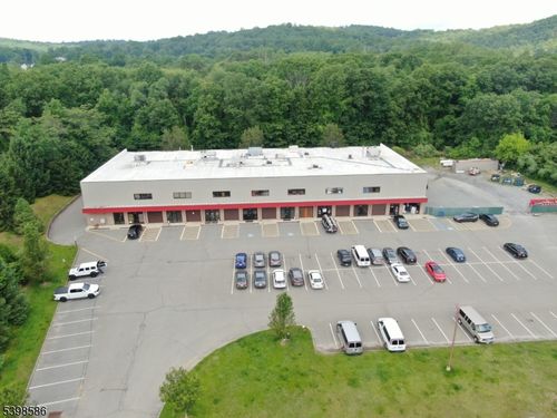 999 Willow Grove St, Hackettstown, NJ, 07840-5001 | Card Image