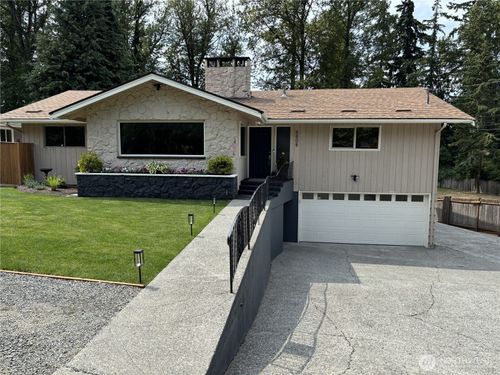 8808 Monte Cristo Dr, Everett, WA, 98208-2248 | Card Image