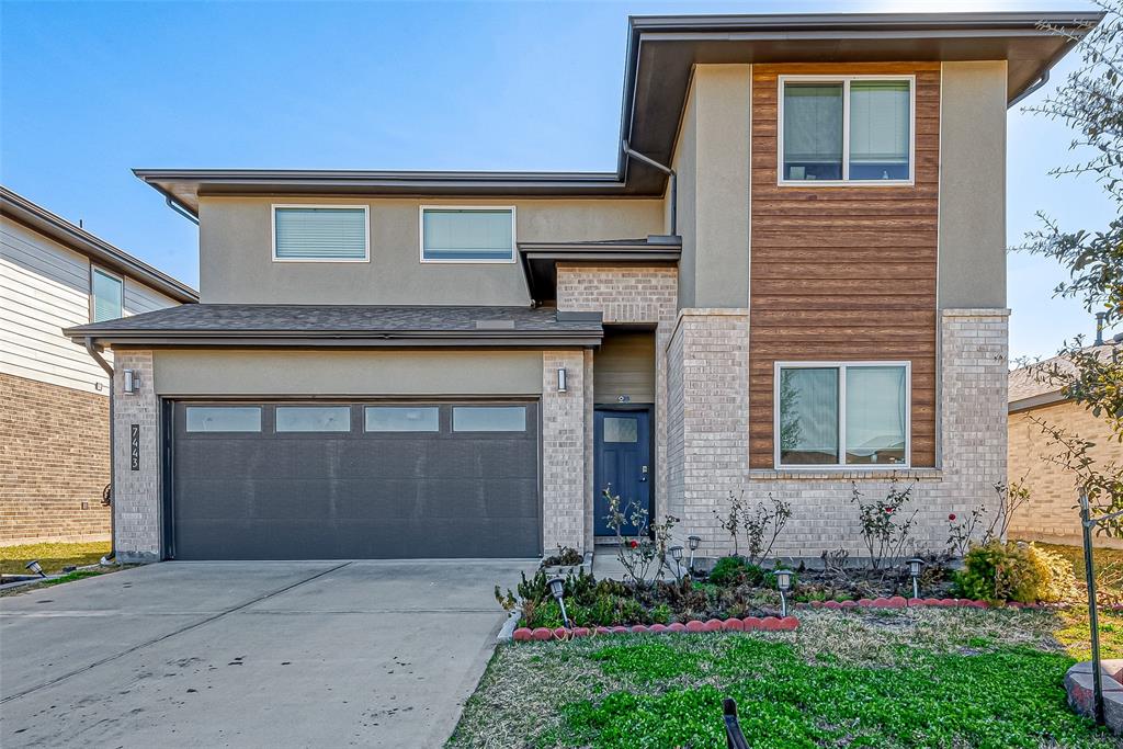 Rivercane Shore Ln, Richmond, TX 77407
