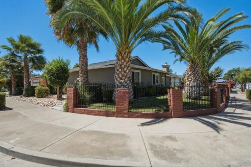 610 Memorial Dr, Hollister, CA, 95023 | Card Image