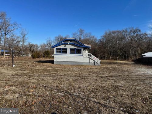 1573 Delsea, Vineland, NJ, 08360 | Card Image