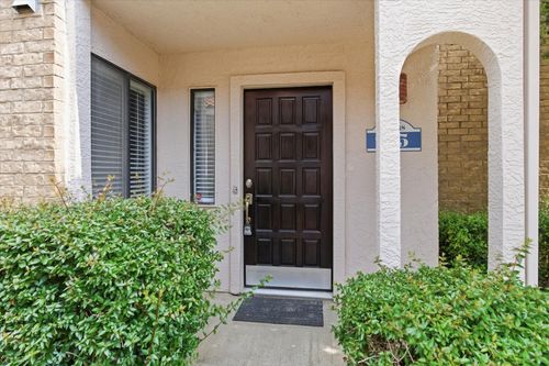 195-551 Ranch Trl, Irving, TX, 75063-4169 | Card Image