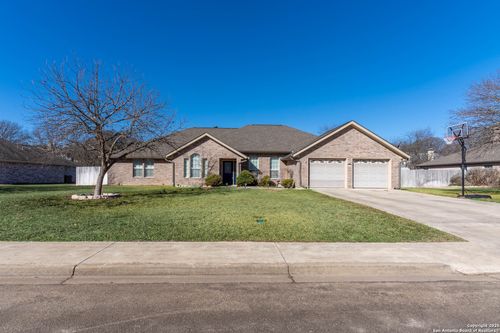 1030 Creek Run, Kerrville, TX, 78028-3070 | Card Image