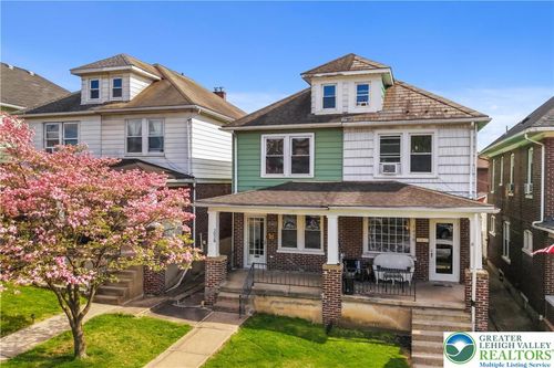 2028 Washington Blvd, EASTON, PA, 18042-3802 | Card Image