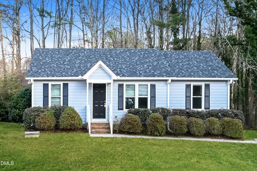 617 Bartlett Rd, Fuquay Varina, NC, 27526-9782 | Card Image