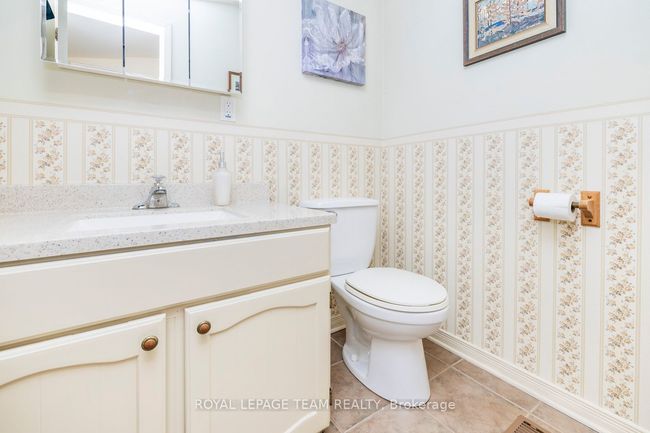 24 Ellery Cres, House other with 3 bedrooms, 2 bathrooms and 4 parking in Nepean ON | Image 11