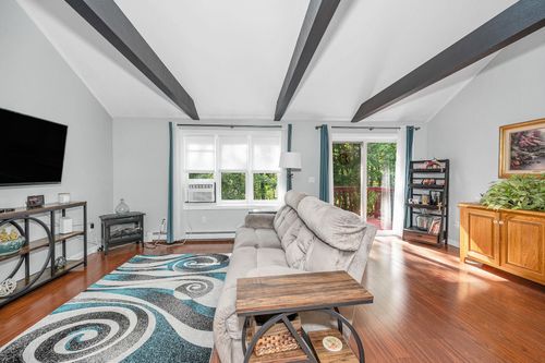 20-20 Chandler Dr, Atkinson, NH, 03811-2169 | Card Image